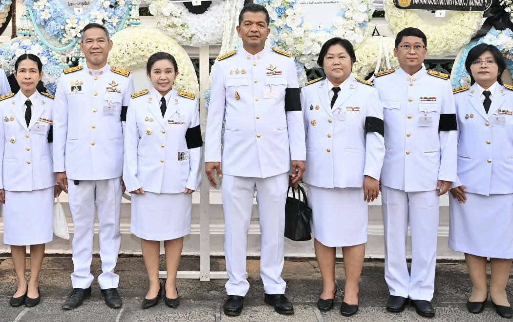 สสช.ร่วมเข้าเฝ้าฯ ในพระพิธีธรรมสวดพระอภิธรรมพระบรมศพ สมเด็จพระนางเจ้าสิริกิติ์ พระบรมราชินีนาถ พระบรมราชชนนีพันปีหลวง