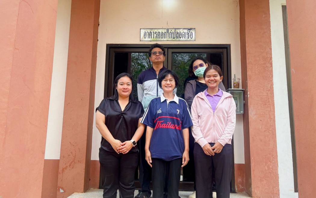 ต้อนรับเจ้าหน้าที่จากสำนักเทคโนโลยีชีวภัณฑ์สัตว์