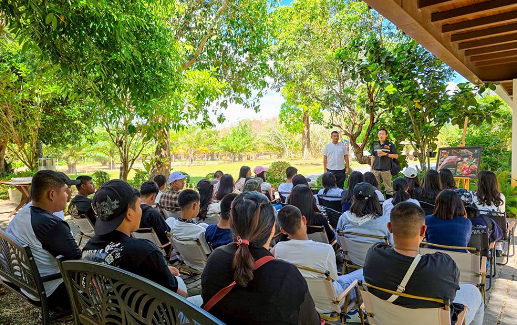 ลงพื้นที่ให้คำแนะนำการควบคุมและป้องกันโรคในฟาร์มกวาง