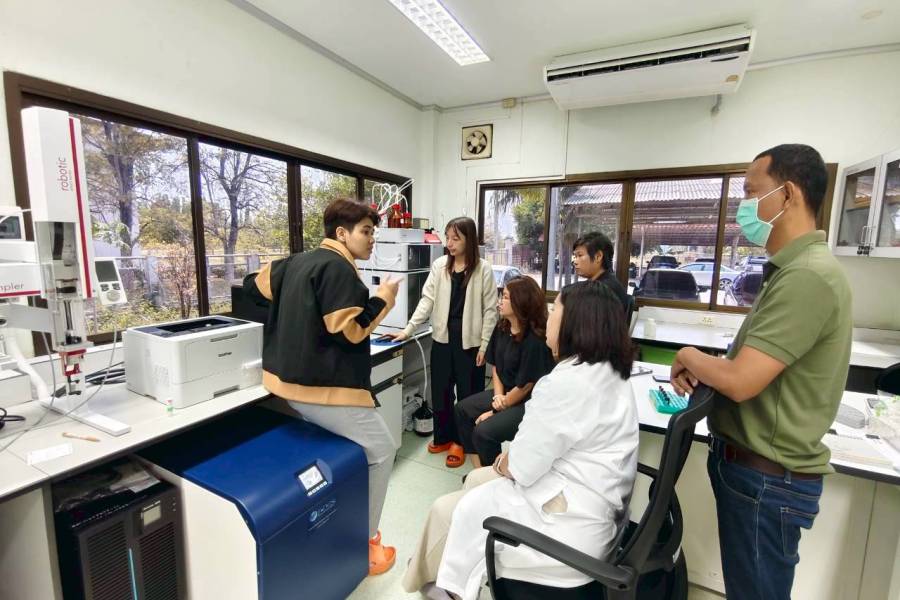 ศวพ.ภาคเหนือตอนล่าง เสริมศักยภาพบุคลากร รับการฝึกอบรมเกี่ยวกับ การใช้งานเครื่อง Liquid Chromatography Mass Spectrometry (LC-TQ) และ การตั้งค่าวิธีการวิเคราะห์ (Setup Method) จังหวัดพิษณุโลก