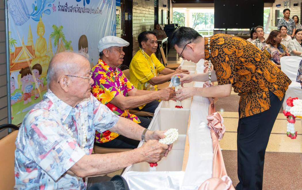 สถาบันสุขภาพสัตว์แห่งชาติ ร่วมสืบสานวัฒนธรรมประเพณีไทยเนื่องในวันสงกรานต์ ปี 2569