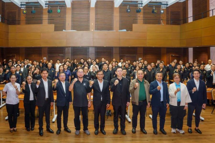 ศวพ.ภาคเหนือตอนล่าง เข้าร่วมประชุมเตรียมความพร้อมรับมือการระบาดของโรคปากและเท้าเปื่อย ซีโรไทป์ SAT1 กรุงเทพมหานคร
